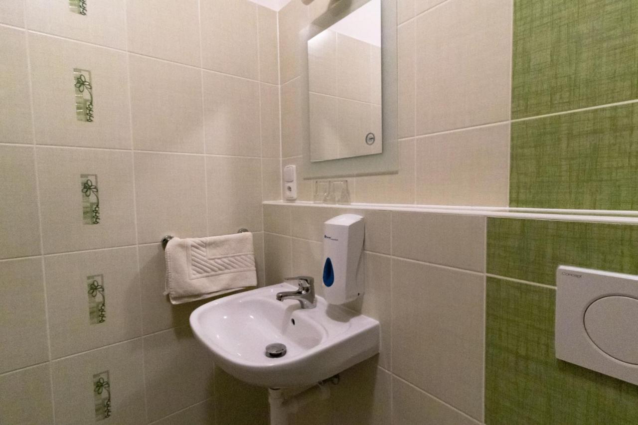 Penzion U řízků Rapotin Exterior foto